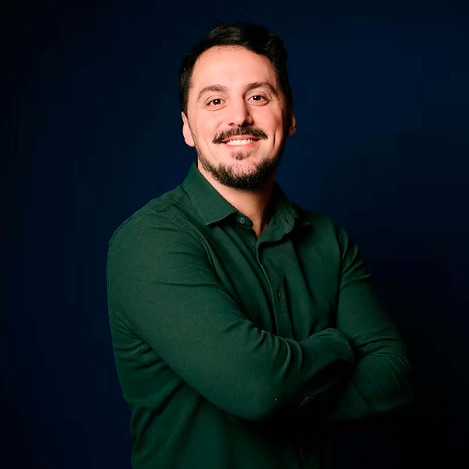 Dr. Gabriel Brito, instrutor principal da Imersão Educar com Evidências